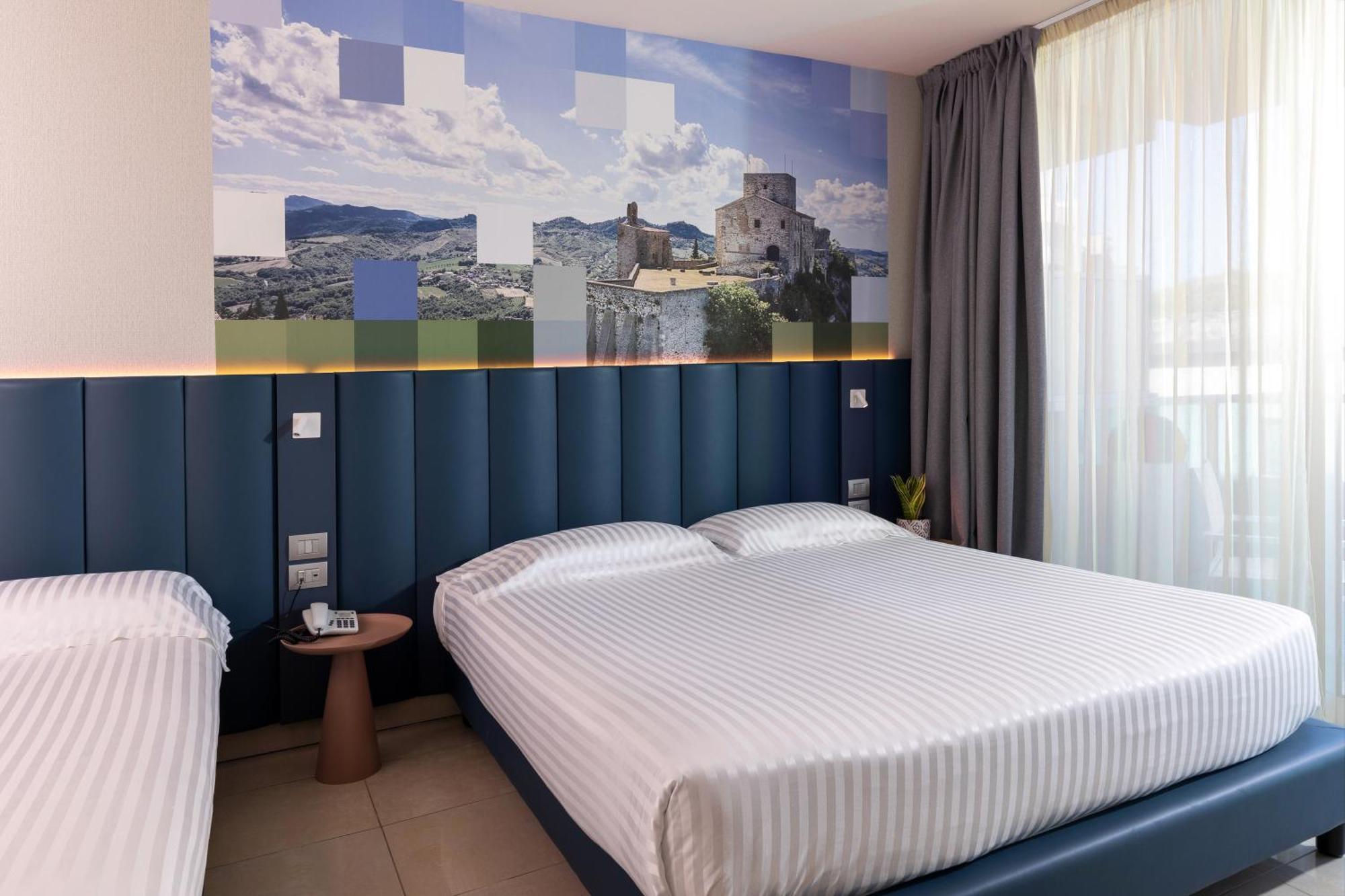 Mercure Hotel Rimini Artis Exteriör bild