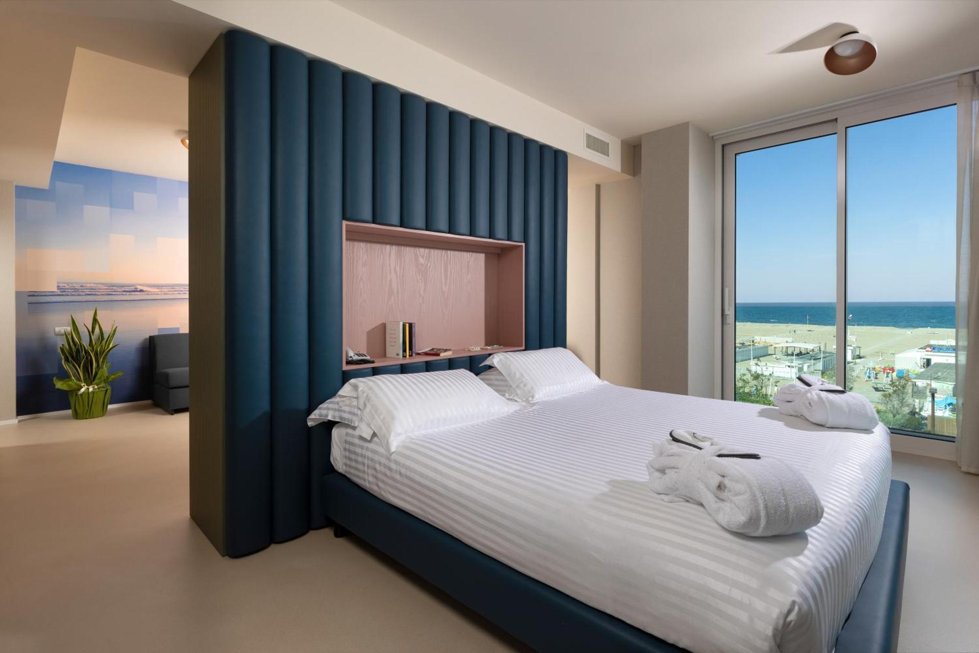 Mercure Hotel Rimini Artis Exteriör bild