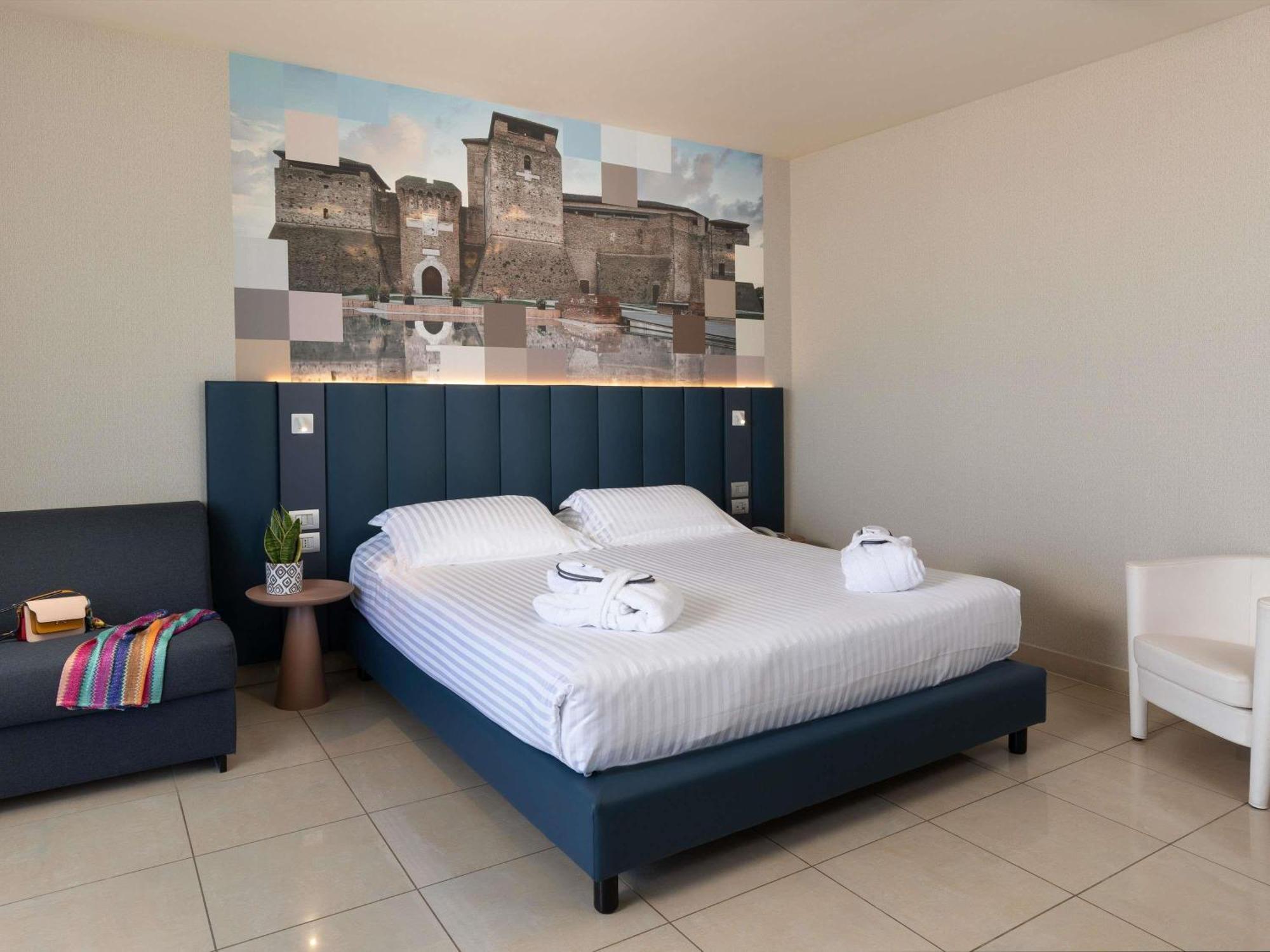 Mercure Hotel Rimini Artis Exteriör bild