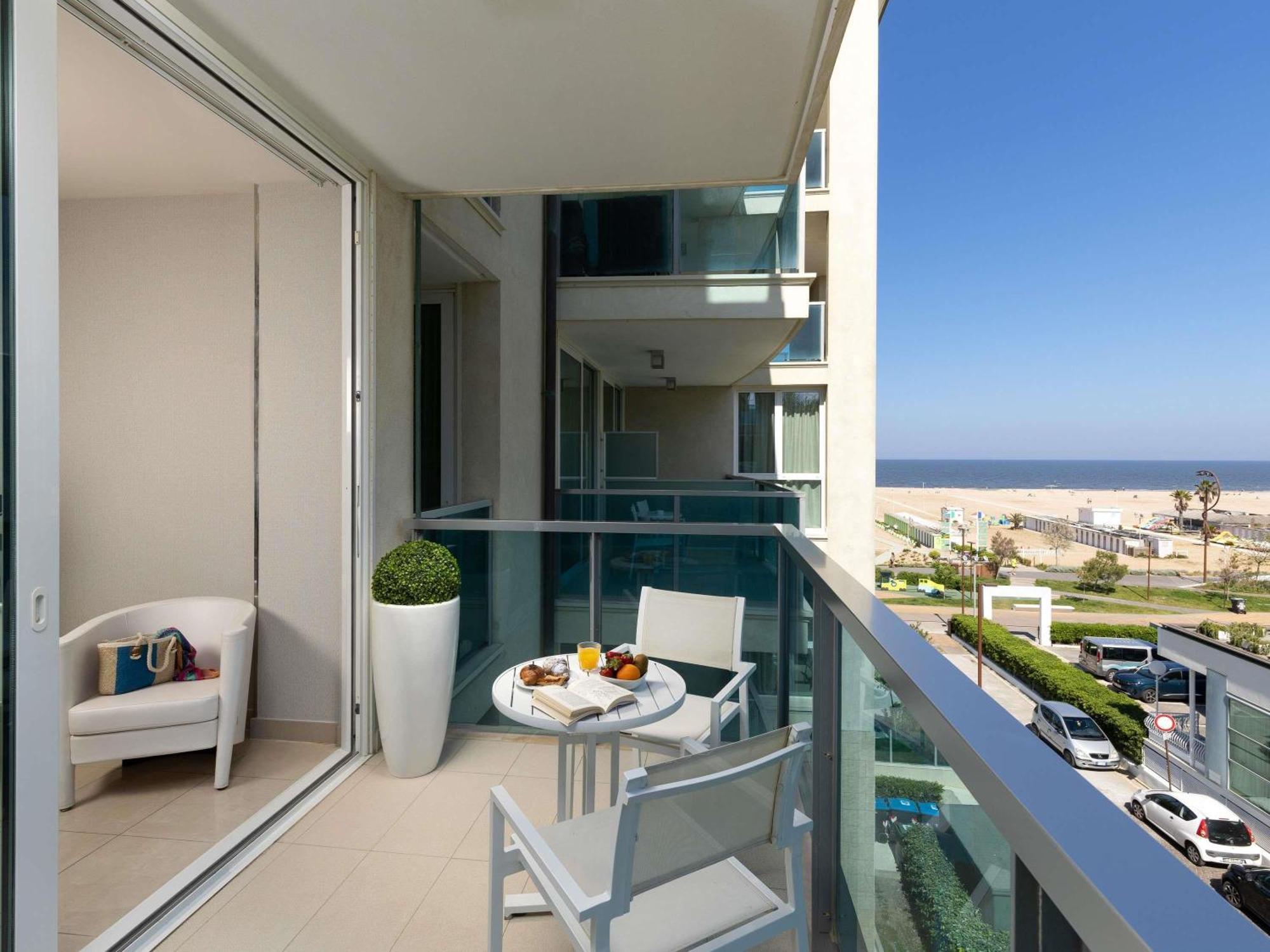 Mercure Hotel Rimini Artis Exteriör bild