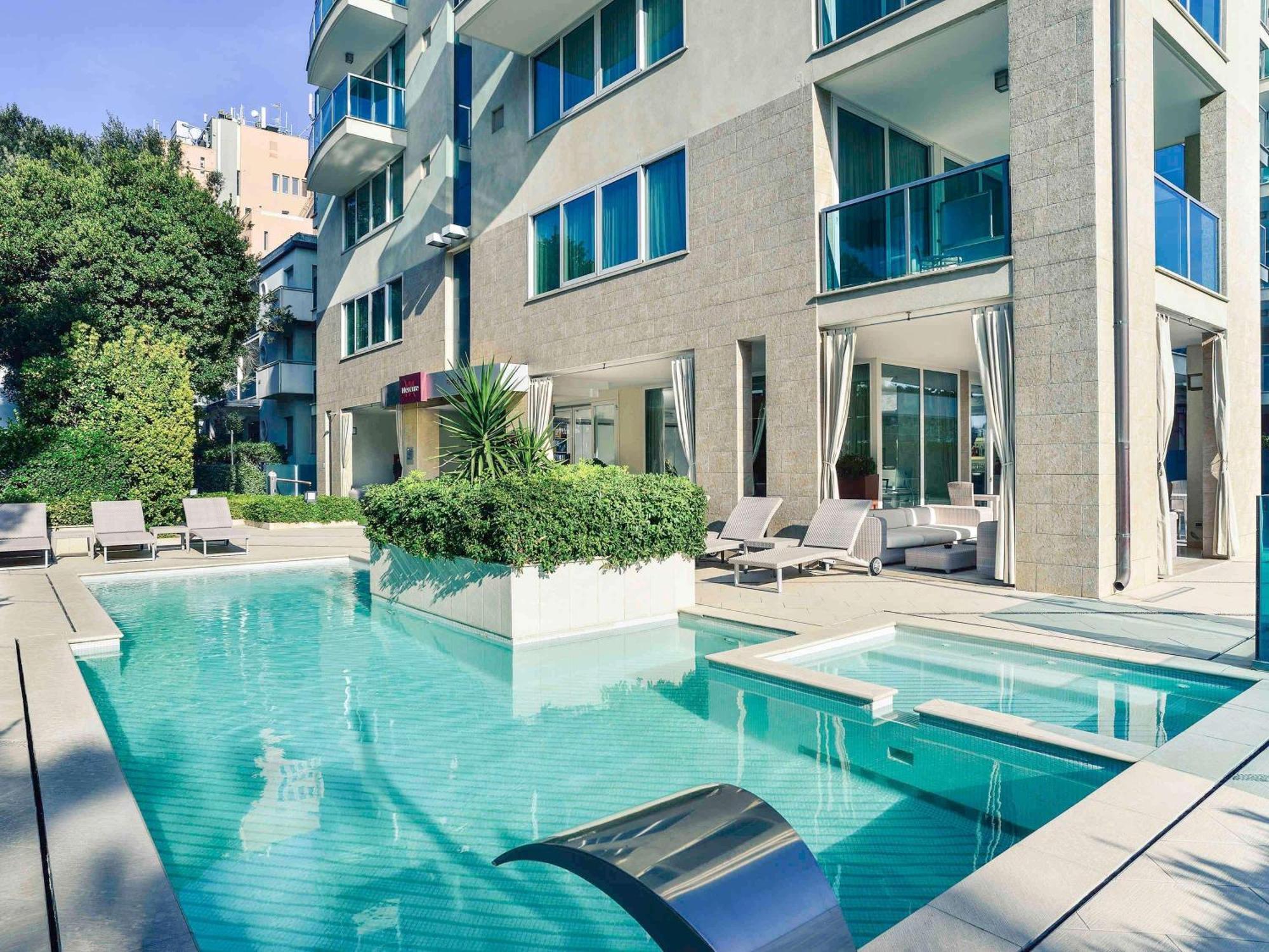 Mercure Hotel Rimini Artis Exteriör bild