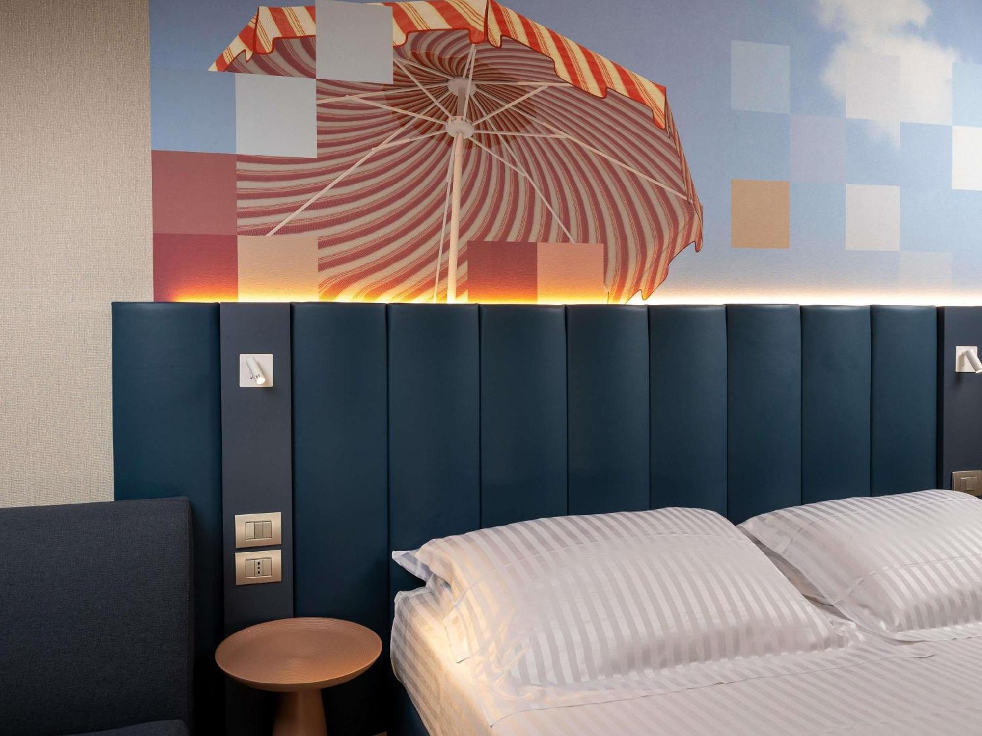 Mercure Hotel Rimini Artis Exteriör bild